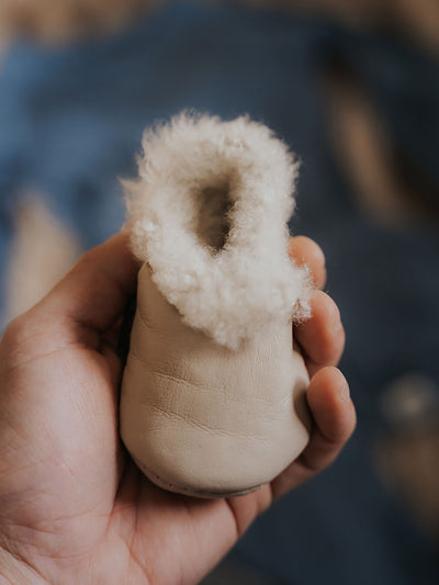 NZ sheepskin baby booties